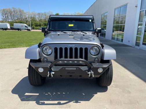 Billet Silver Metallic Clearcoat 2015 Jeep Wrangler Unlimited Freedom Edition