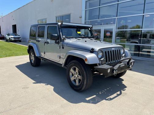 Billet Silver Metallic Clearcoat 2015 Jeep Wrangler Unlimited Freedom Edition