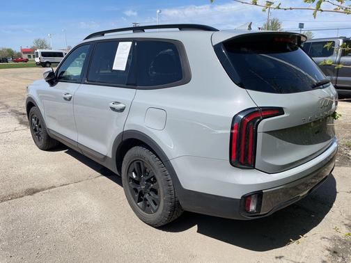 Wolf Gray 2023 Kia Telluride SX X-Pro