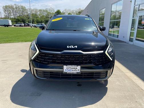 Ebony Black 2023 Kia Sportage X-Line