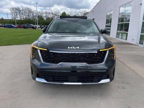 Interstellar Gray 2026 Kia Sorento Hybrid EX