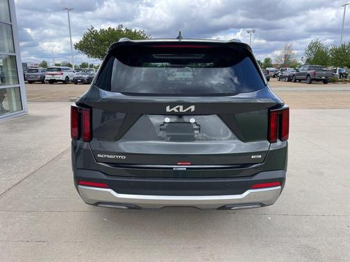 Interstellar Gray 2026 Kia Sorento Hybrid EX