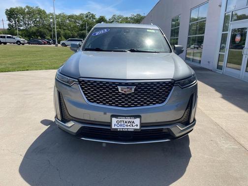 Argent Silver Metallic 2023 Cadillac XT6 Premium Luxury AWD