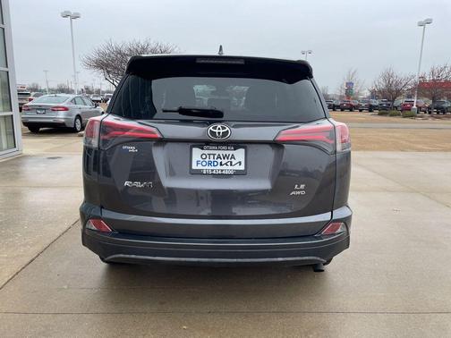 2018 Toyota RAV4 LE
