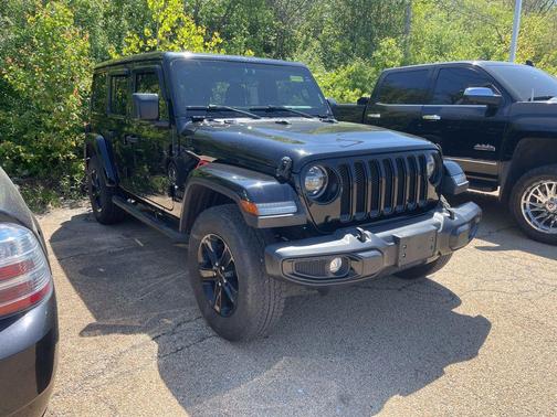 Black Clearcoat 2021 Jeep Wrangler Unlimited Sahara