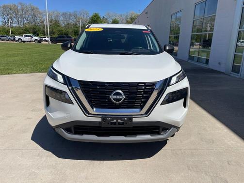 Glacier White 2023 Nissan Rogue S
