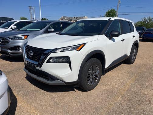 Glacier White 2023 Nissan Rogue S