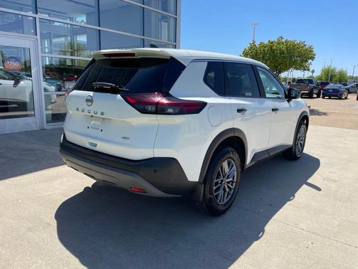 Glacier White 2023 Nissan Rogue S