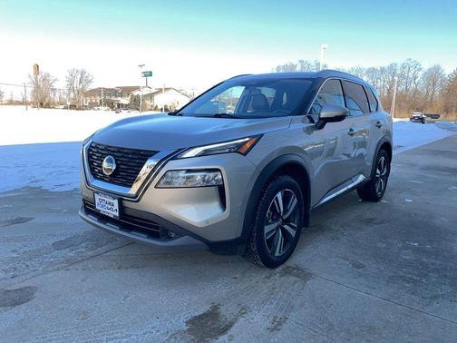 2021 Nissan Rogue SL