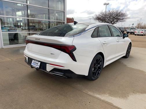 2026 Kia K5 GT-Line AWD