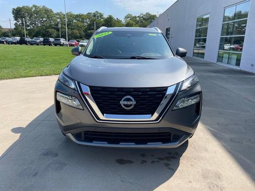 Gun Metallic 2023 Nissan Rogue SL