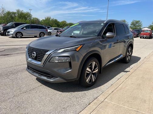 Gun Metallic 2023 Nissan Rogue SL
