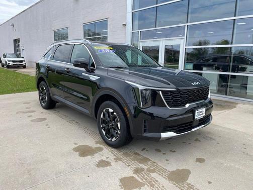 Ebony Black 2025 Kia Sorento S