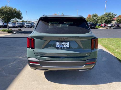 Cityscape Green 2026 Kia Sorento Hybrid SX Prestige