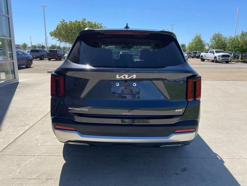 Panthera Metal 2026 Kia Sorento S
