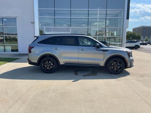 Steel Gray 2026 Kia Sorento Hybrid SX Prestige