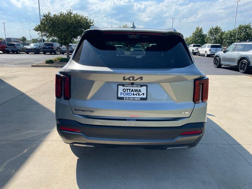 Steel Gray 2026 Kia Sorento Hybrid SX Prestige