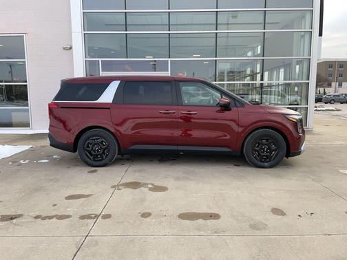 2026 Kia Carnival LXS