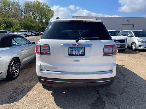 Summit White 2013 GMC Acadia SLE-2