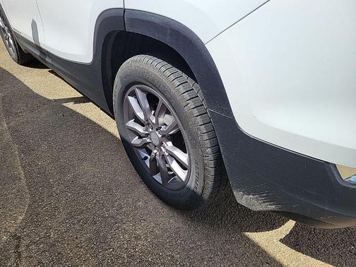 Summit White 2023 GMC Terrain SLT