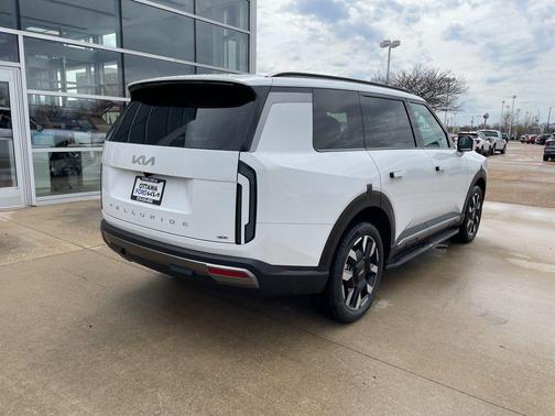 Glacial White Pearl 2027 Kia Telluride S