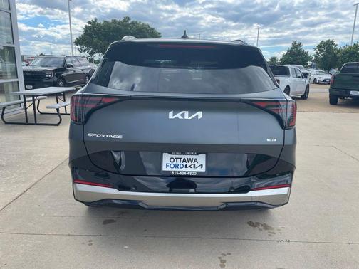 Shadow Matte Gray 2026 Kia Sportage Hybrid SX-Prestige