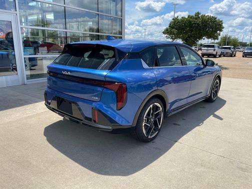 Wave Blue 2026 Kia K4 GT-Line