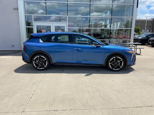 Wave Blue 2026 Kia K4 GT-Line