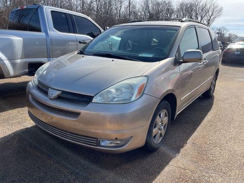 2004 Toyota Sienna XLE