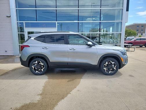 Steel Gray 2026 Kia Seltos EX