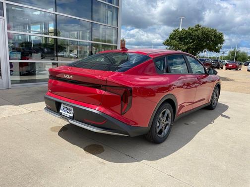 Currant Red 2026 Kia K4 LXS