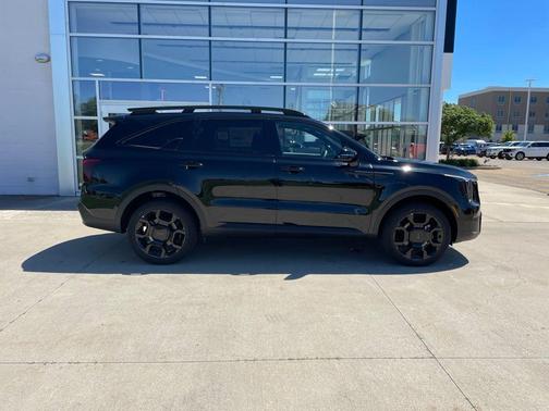 Ebony Black 2026 Kia Sorento SX