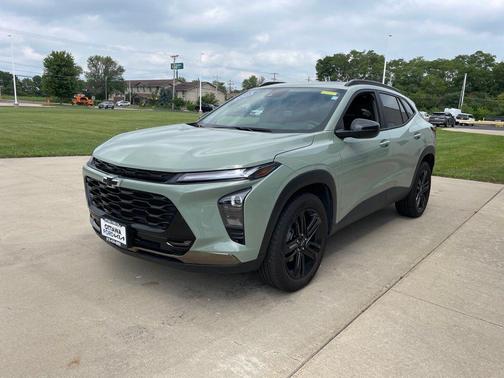 Cacti Green 2025 Chevrolet Trax FWD ACTIV
