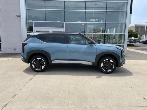Frost Blue 2027 Kia Seltos S