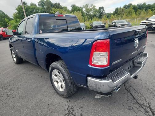 Patriot Blue Pearlcoat 2021 RAM 1500 Big Horn/Lone Star