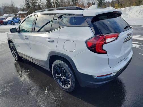 2023 GMC Terrain AWD AT4
