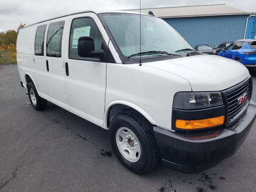 2025 GMC Savana 3500 RWD 3500 Regular Wheelbase Work Van