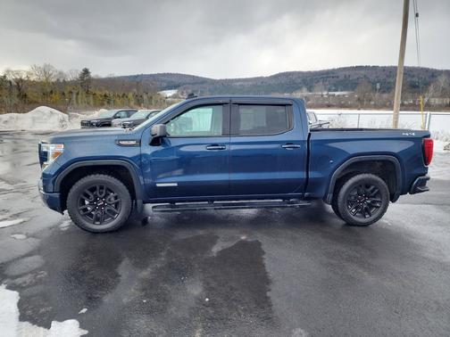 2022 GMC Sierra 1500 Elevation