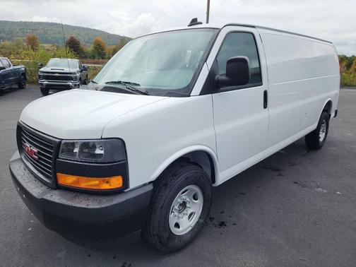 2025 GMC Savana 2500 Work Van