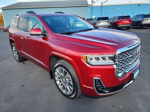 2022 GMC Acadia Denali
