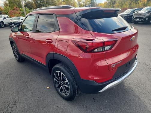 Apex Red 2026 Chevrolet Trailblazer LT