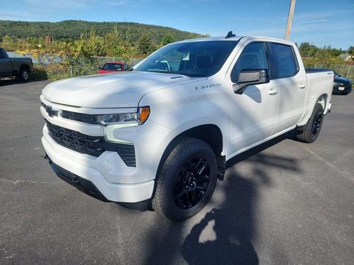Summit White 2026 Chevrolet Silverado 1500 RST