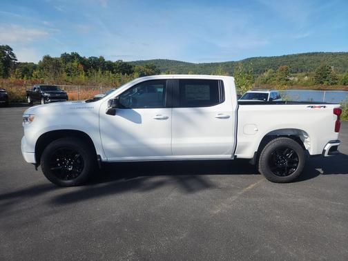 Summit White 2026 Chevrolet Silverado 1500 RST