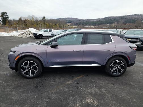 2025 Chevrolet Equinox EV LT