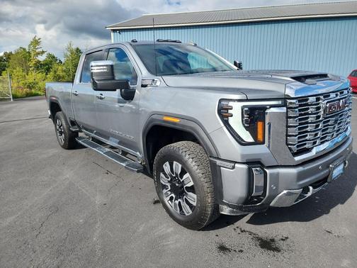 2024 GMC Sierra 2500 Denali