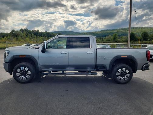 2024 GMC Sierra 2500 Denali