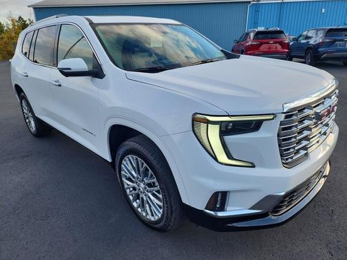 2025 GMC Acadia Denali