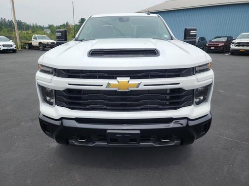 2025 Chevrolet Silverado 2500 Custom