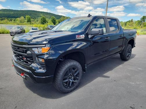 2025 Chevrolet Silverado 1500 Custom Trail Boss