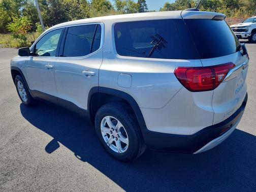 2019 GMC Acadia SLE-1